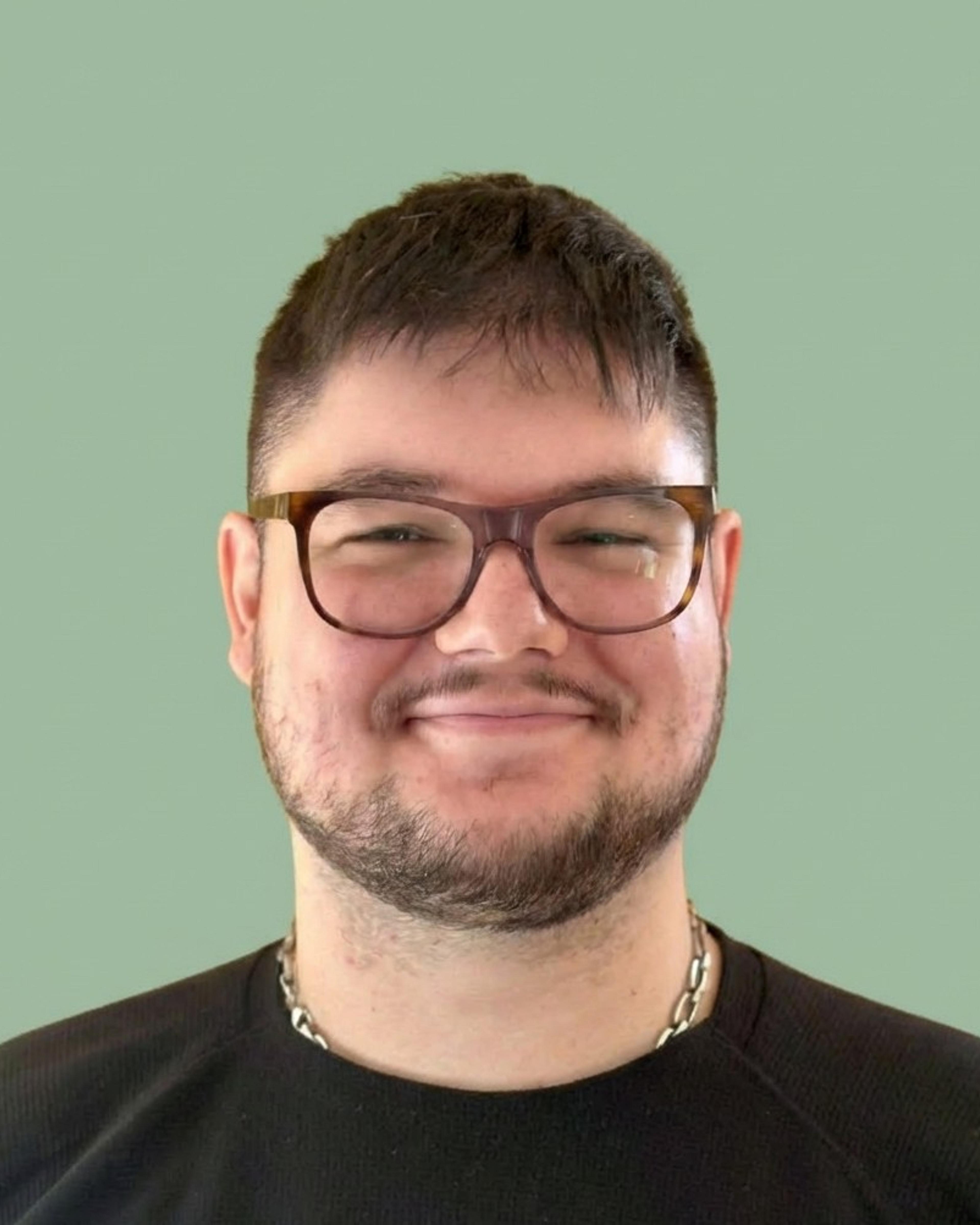 profile picture of Olivier Cooke who works as a Psychothérapeute, Thérapeute conjugal et familial, Travailleur social