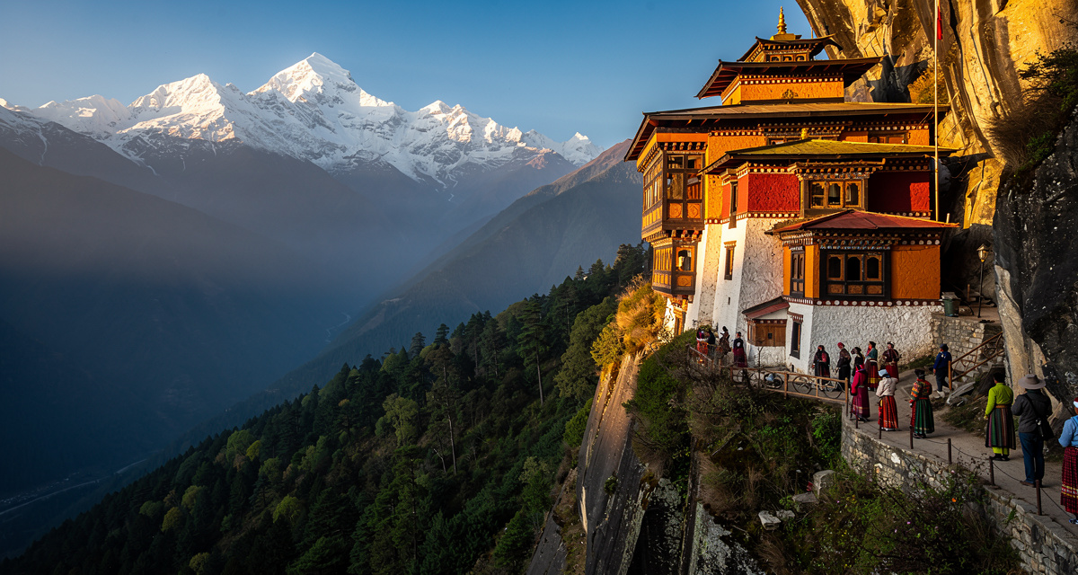 ブータン 国番号 +975 のイラスト