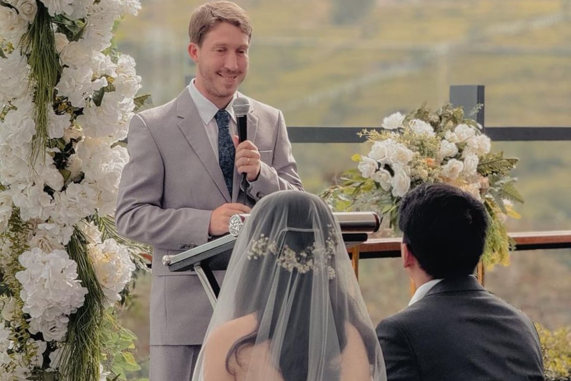 Intimate Wedding di Rooftop Bar
