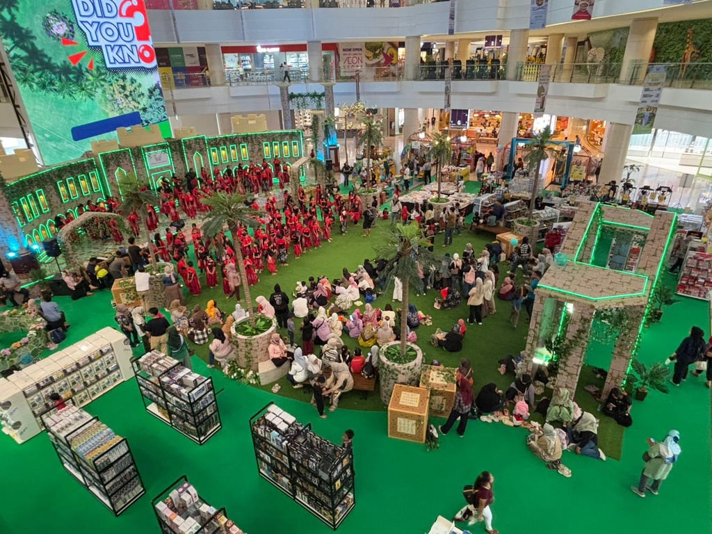 Suasana Event Enchanted Park - The Atrium, Ground Floor