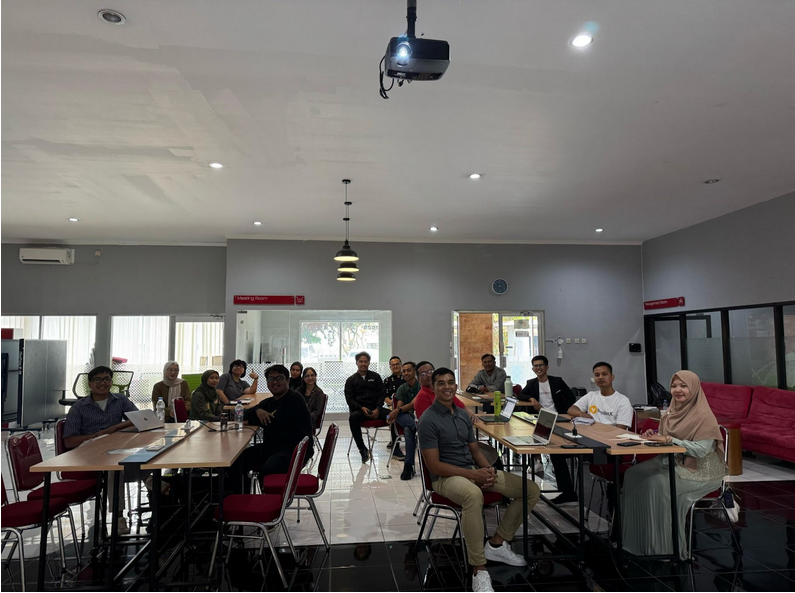 Para peserta yang antusias saat sesi networking.<br>
