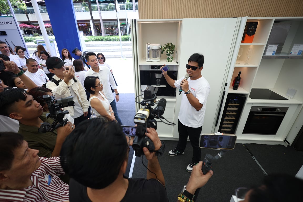<i>Hafele’s Product Manager Mr. Jal De las llagas, Conducted quick product highlight</i>