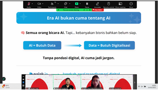 Pemaparan materi oleh Rayhan Gautama dari Pajak.io