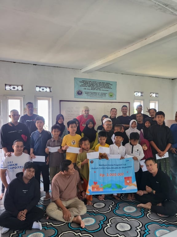 BRI Finance Gandeng Komunitas Motor Gelar Program TJSL di Rumah Yatim Dhuafa