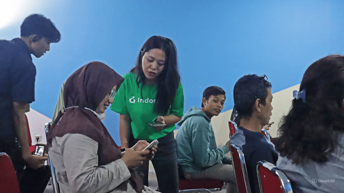 (Foto : Peserta mencoba praktek langsung untuk perencanaan keuangan - Dokumentasi pribadi)