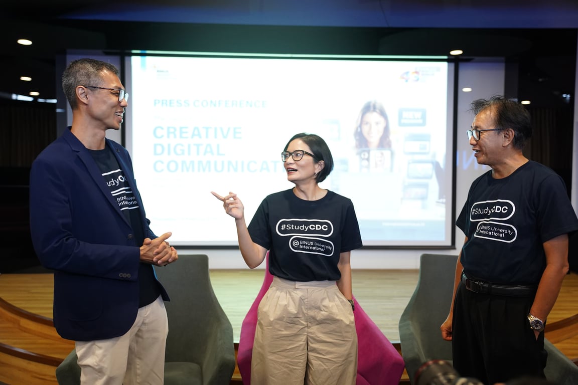 Ki-ka: Samuel Mahatmaputra Tedjojuwono, S.Kom., M.Info.Tech - Dean of School of Computing and Creative Arts BINUS INTERNATIONAL; Dian Sarwono, M.A., Head of Creative Digital Communication BINUS INTERNATIONAL; Dr. Andreas Chang, M.B.A. - BINUS @Senayan Campus Director