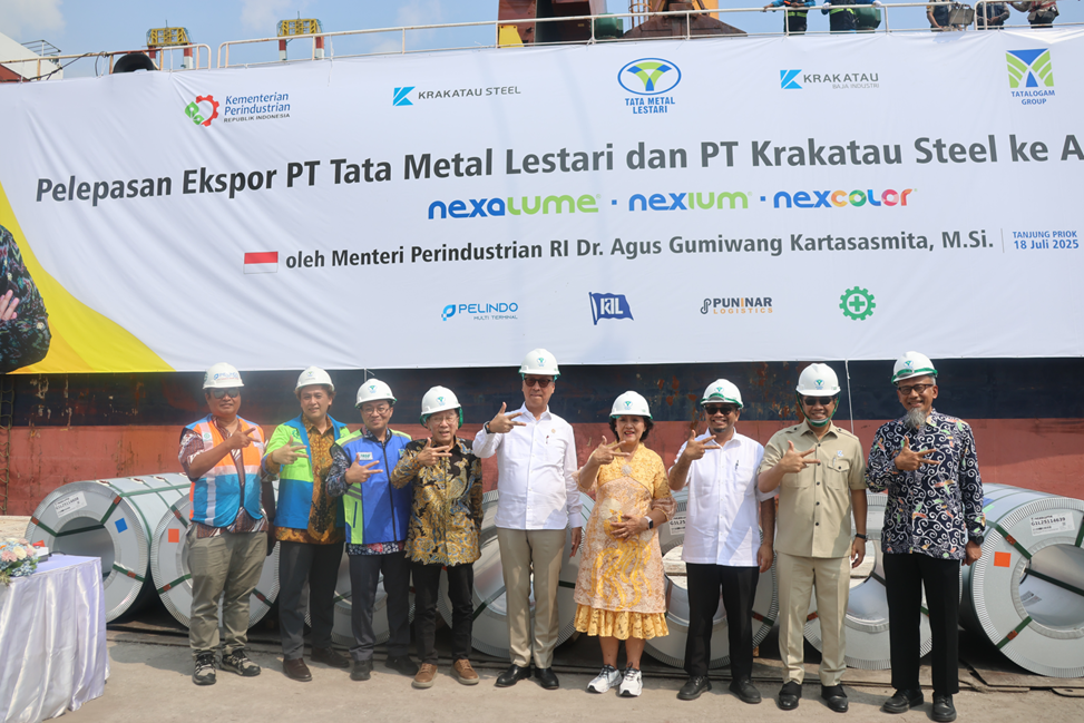 Jajaran Kementerian Perindustrian, Direksi PT Krakatau Steel (Persero) Tbk., PT Krakatau Baja Industri, dan PT Tata Metal Lestari Selenggarakan Ekspor Produk Baja ke Amerika Serikat.