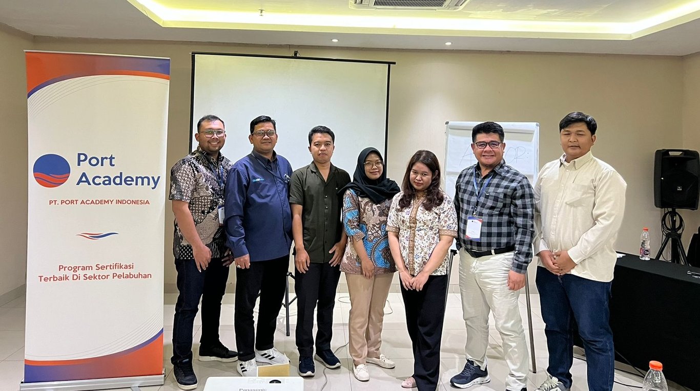 Diklat Loading Master Port Academy