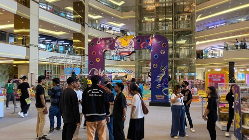 Pokémon Game Kartu Koleksi Hadir di Program Liburan Sekolah Mal Taman Anggrek