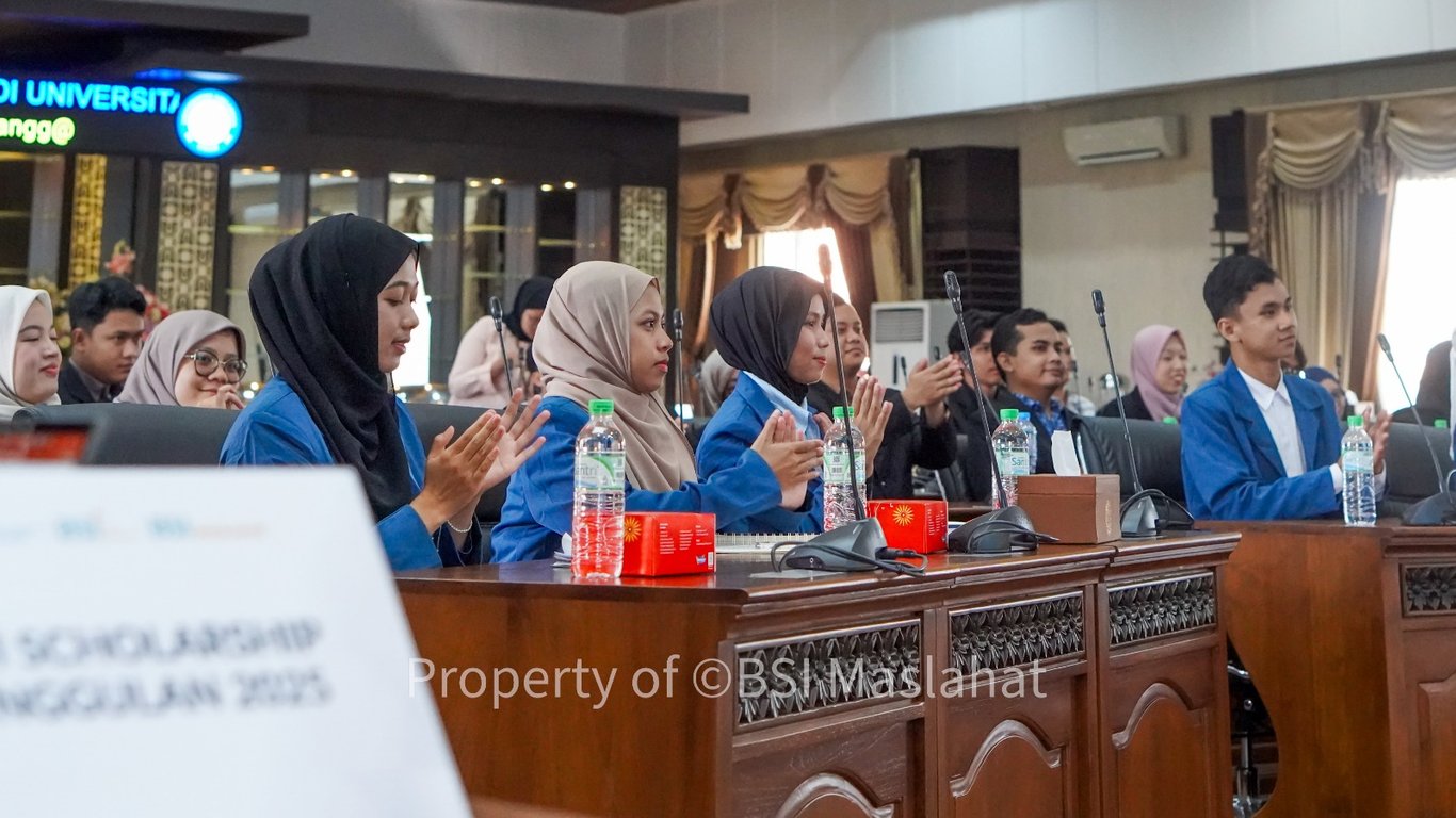 Awardee BSI Scholarship mengikuti Sarasehan