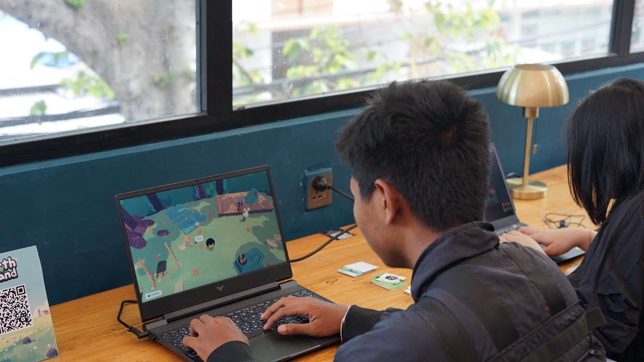 Peserta game playtest dalam acara “B2B Project Exploration: Unlocking IP Potential in Game Industry” di IndigoHub Bali.