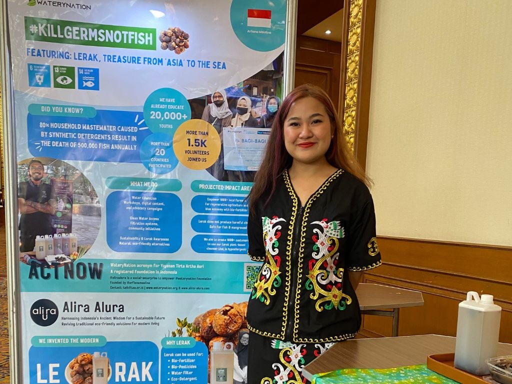 Arfiana Maulina melestarikan budaya suku Dayak sebagai tempat kelahiran Ibu-nya (Sumber: Dok. Pribadi/Arfiana Maulina)