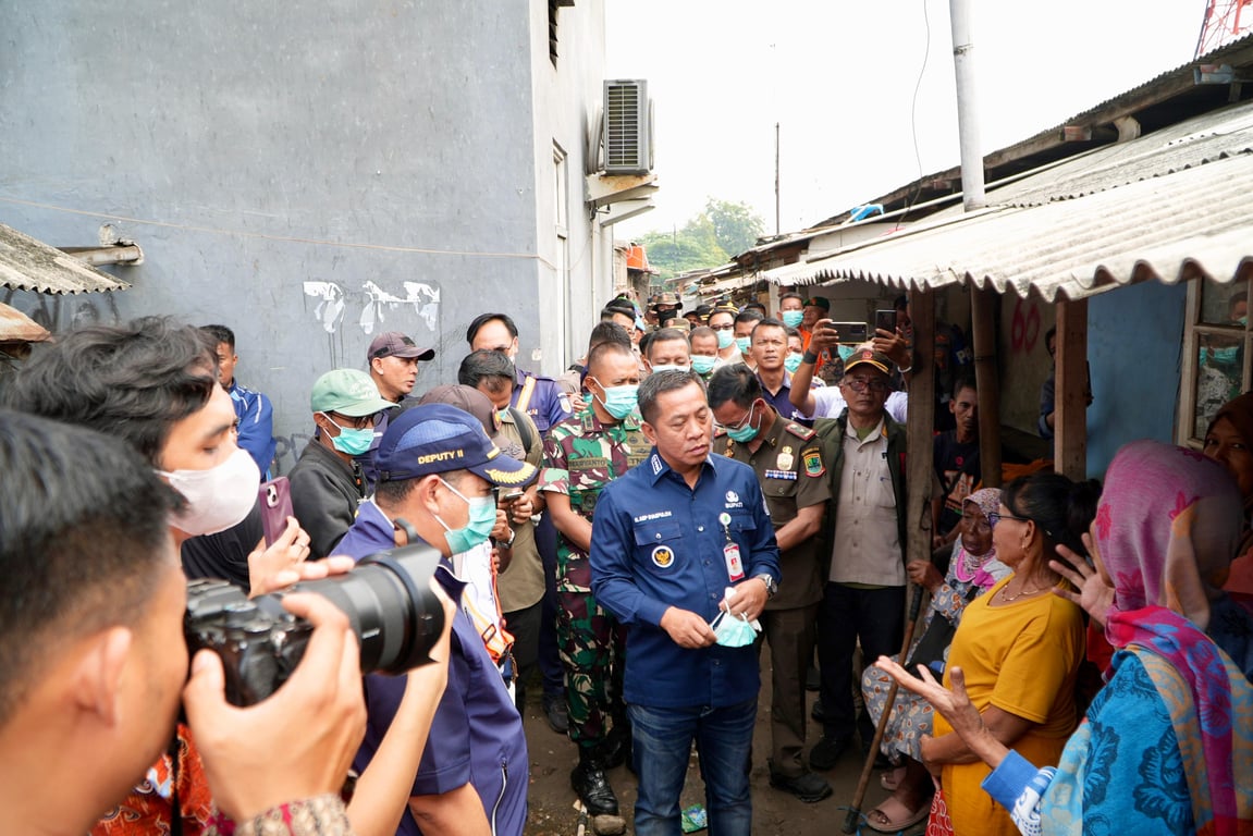 Bupati Karawang, H. Aep Syaepuloh Bertemu Warga Pemukiman Eks KSO 