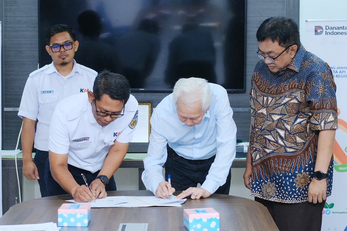 Fofo: Penandatangan perjanjian kerjasama studi dan kajian reaktivasi sarana dan prasarana KA Kertalaya