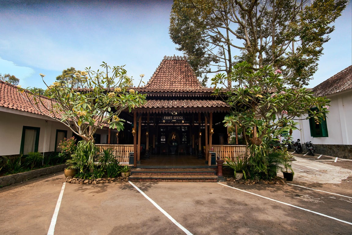 Nuansa Jawa pada bagian arsitektur Hotel