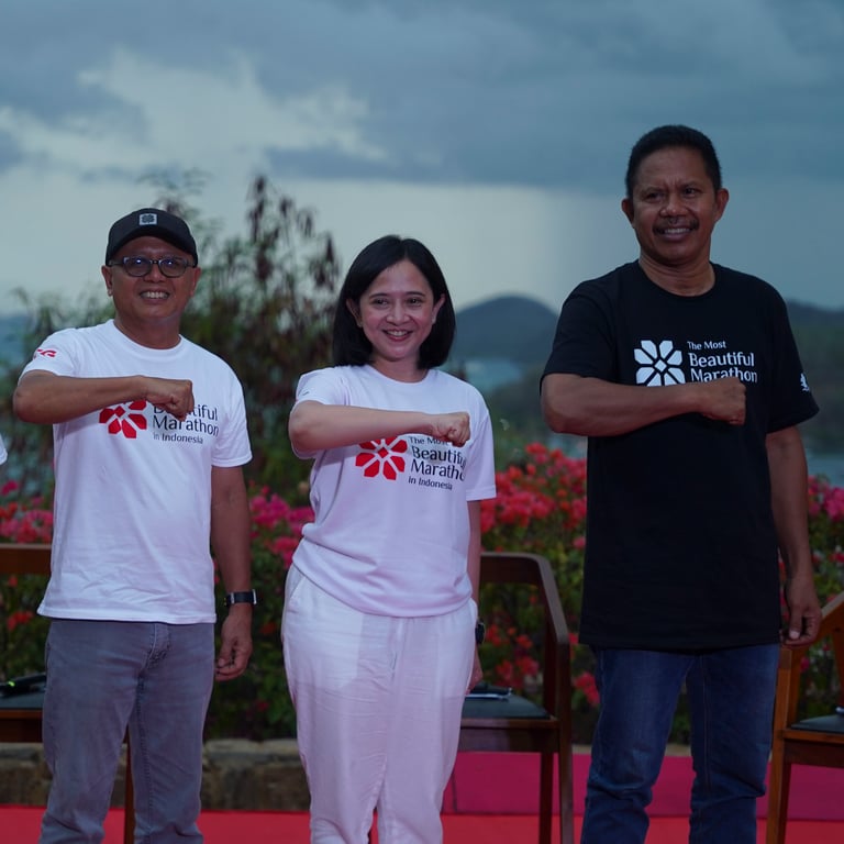 (Ki-Ka) Hexana Tri Sasongko, Direktur Utama IFG, Oktarina Dwidya Sistha, Ketua Pelaksana IFG Labuan Bajo Marathon 2024, Yohanes Hani, Kadispora Kabupaten Manggarai Barat