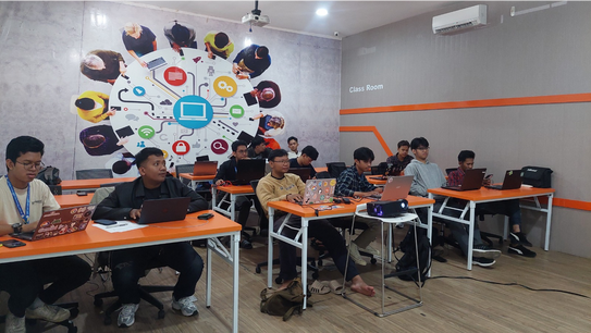 Antusiasme Peserta Ramadan Tech-Talk di Makassar<br>