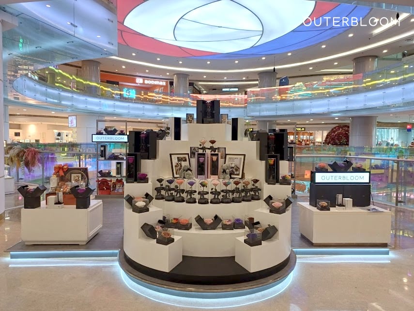 Gerai terbaru Outerbloom di Lotte Mall, lantai 1, Jakarta Selatan mengusung konsep online to offline.