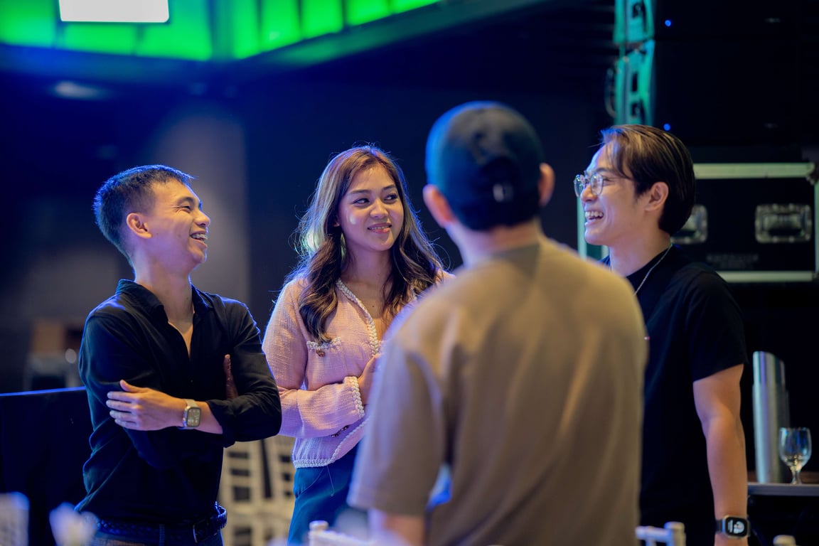 Carl Munsayac, Kaye Labay, MJ Dela Cruz and Eb Fajardo