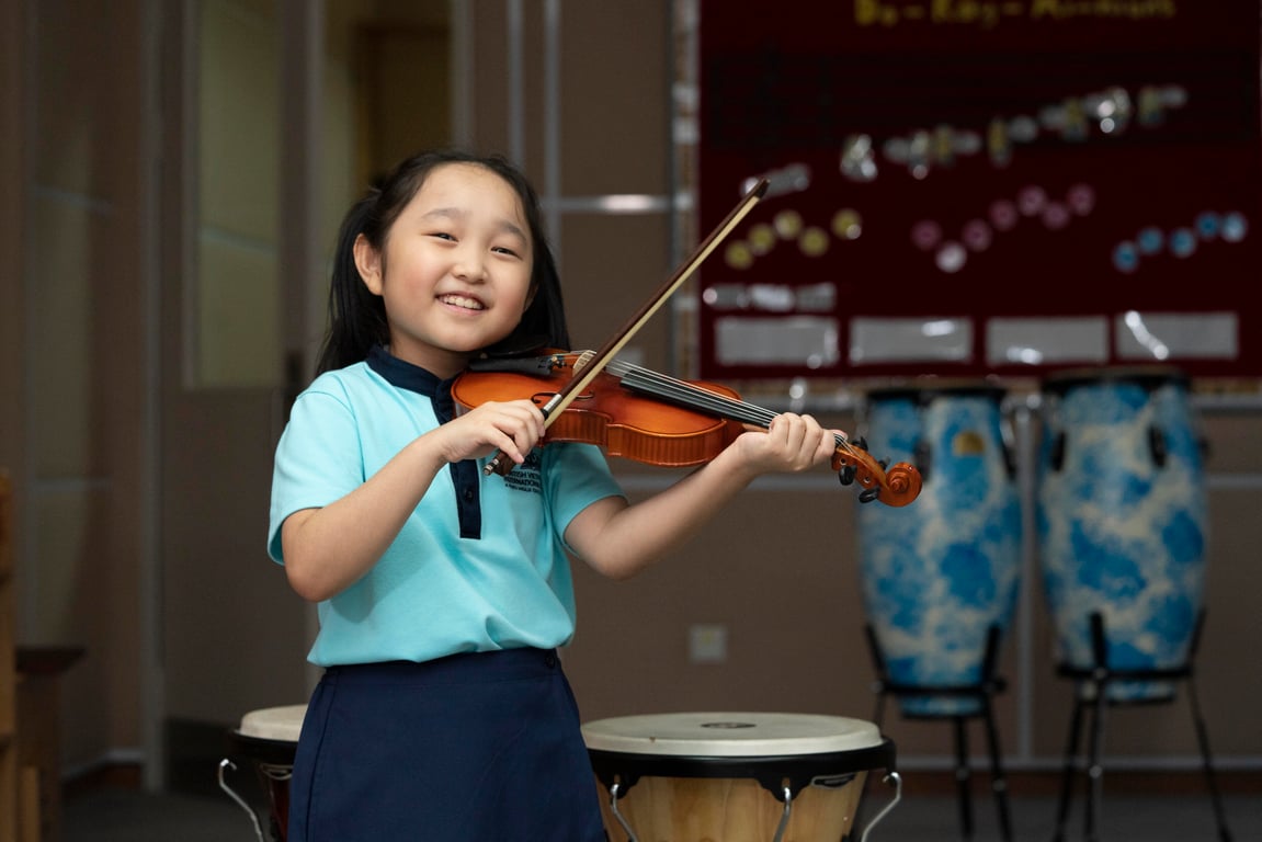 By understanding the crucial connection between wellbeing, happiness and academic achievement in education, Nord Anglia Education students in Hanoi thrive.