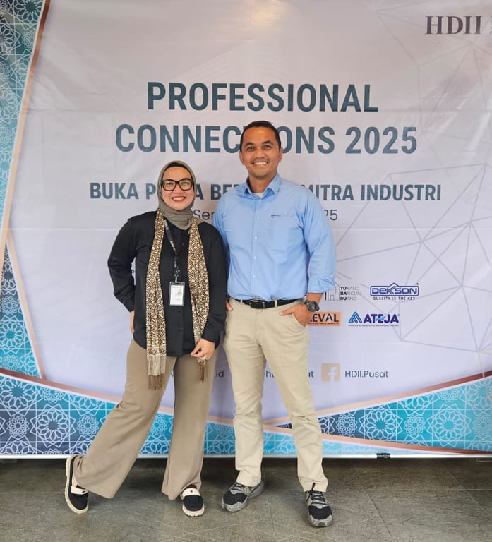 Ibu Deasi Dianasari dan Bp. Melvin Halpito