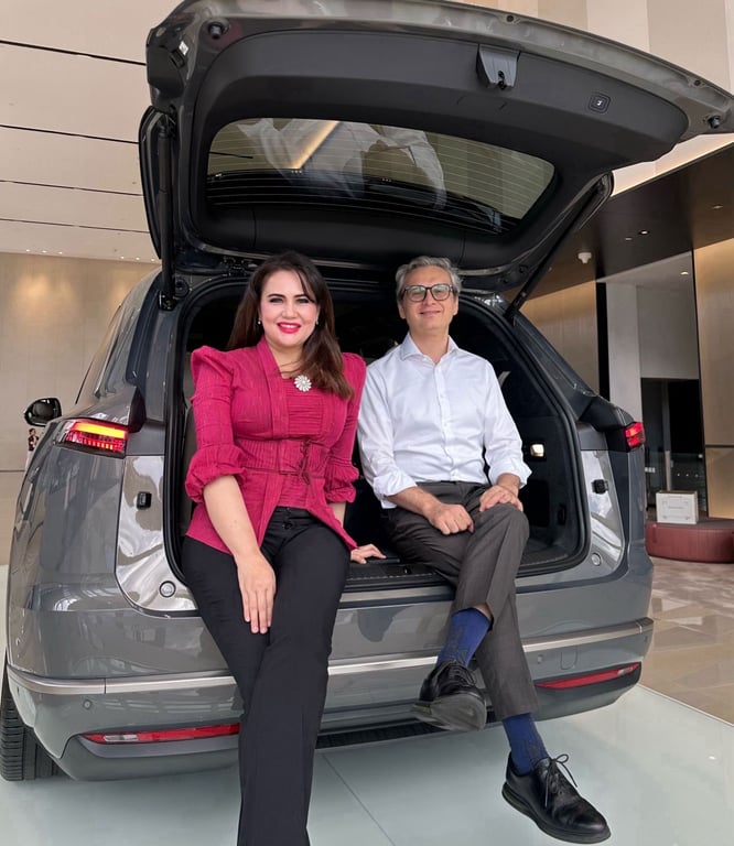 Denia & Mr. Bagrin Angelov, Vice President, Corporate Development and Investor Relations – Capital Markets - Nio Global