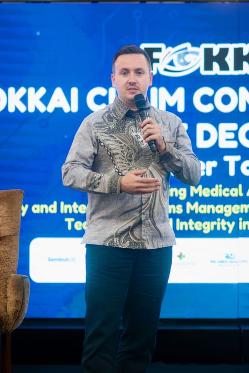 Claudio Perlini, CEO & Co-Founder Sembuh AI, at FOKKAI Claim Convention 2025. 