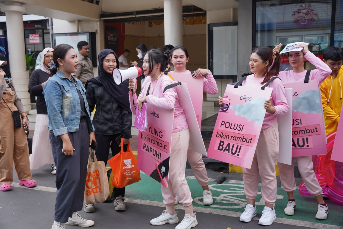 “Ujian Dadakan”: Aktivasi Kampanye Rambut Siap di Uji 