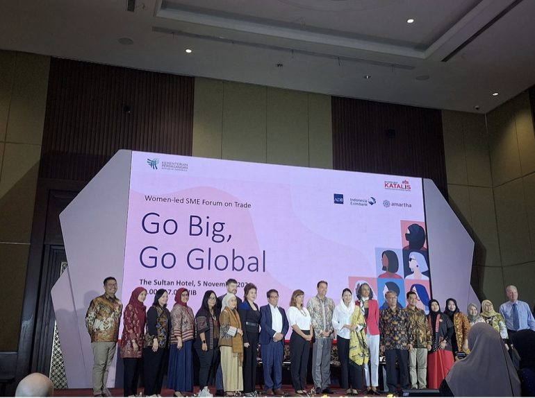 Sesi Foto dengan Pembicara