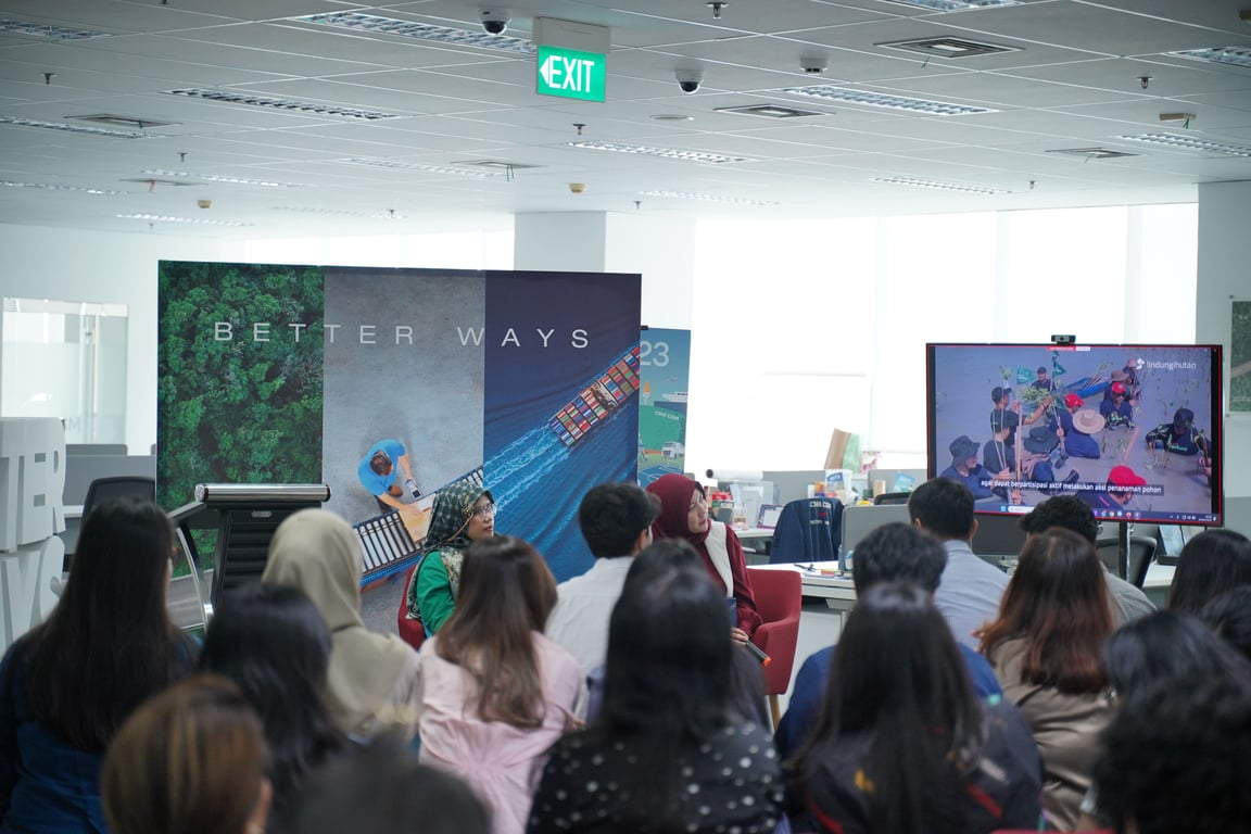 Pelaksanaan program EducaTree bersama CMA CGM Indonesia.