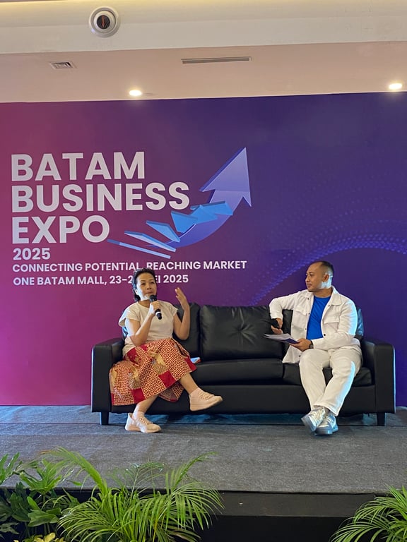 Ibu Grace Deby saat mengisi sesi Talk Show di acara Batam Business Expo 2025