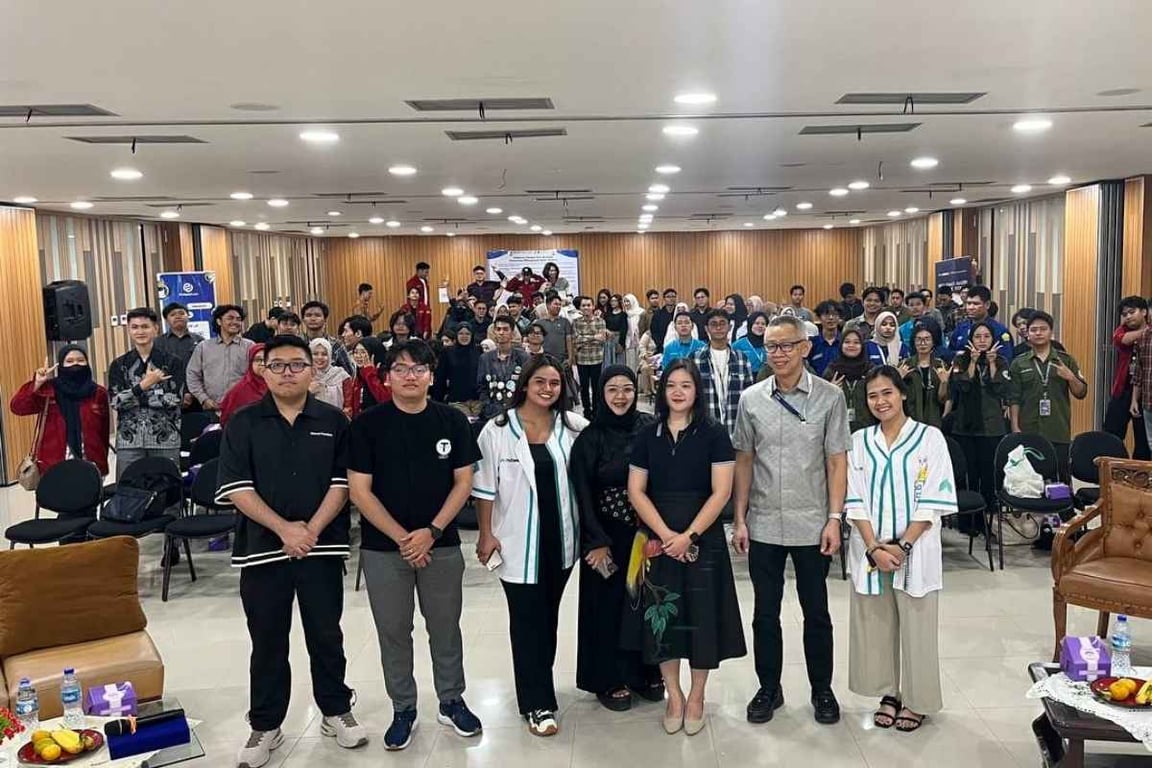 Seminar Learn, Earn, and Explore Web3 di Universitas MH Thamrin