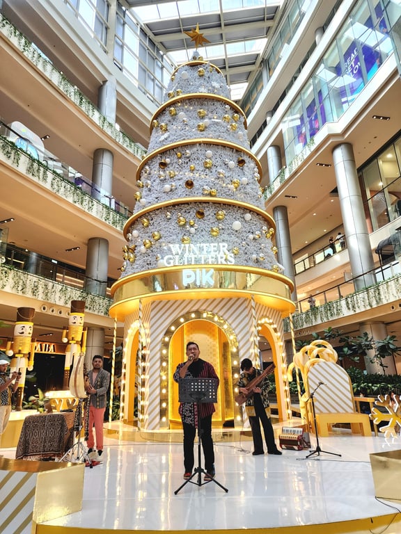 Christmas Live Music di PIK Avenue