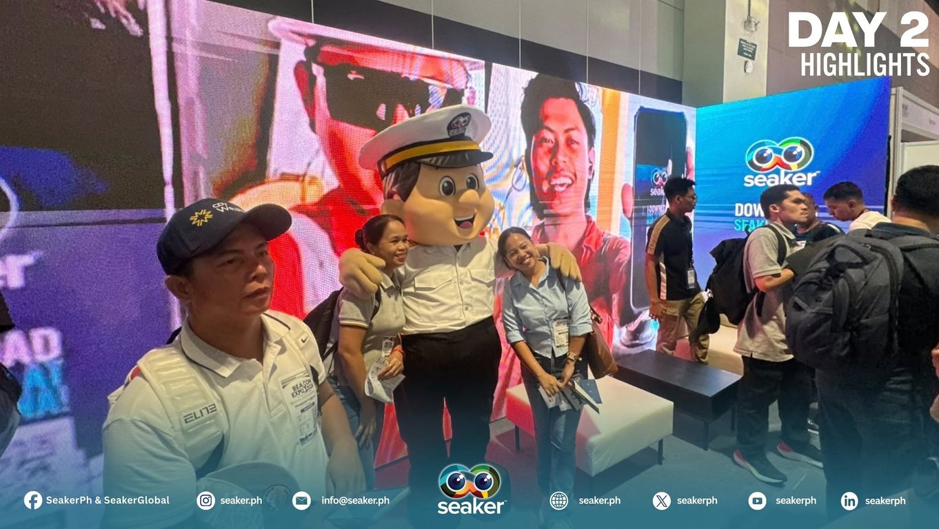 Day 2 at the SEAker booth. Seafarers kept arriving through the second day, and SEAker released another 1,000 Gate Passes to keep up with the turnout.