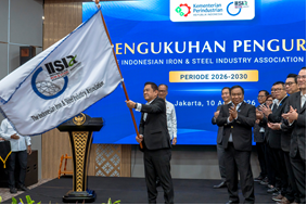 Direktur Utama Krakatau Steel, Dr. Akbar Djohan yang juga menjabat Chairman IISIA Periode 2026-2030