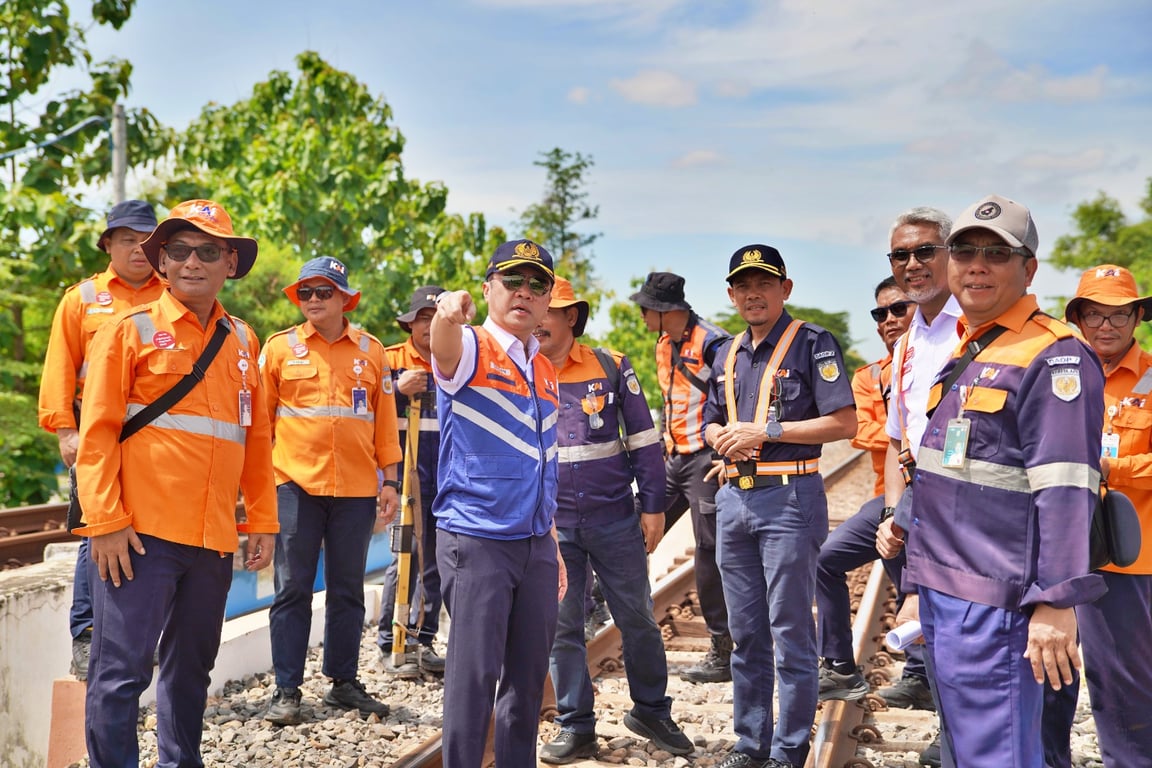 Peninjauan bersama untuk meningkatkan kewaspadaan dan kesiapsiagaan pengamanan perjalanan kereta api di masa libur Nataru