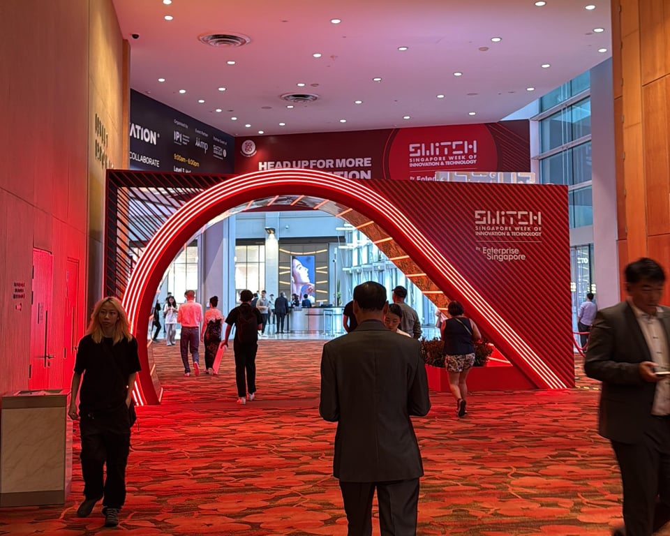 Acara <i>Singapore Week of Innovation and Technology</i> (SWITCH) Oktober 2025.  