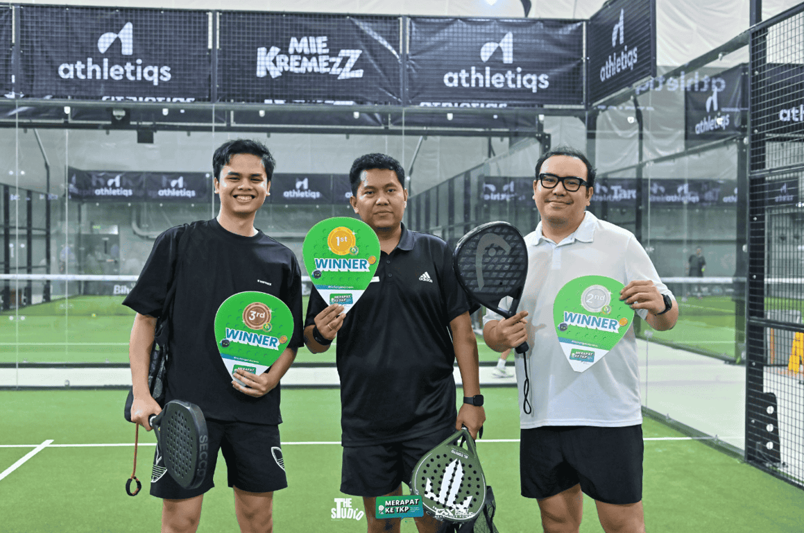 Para pemenang event olahraga padel bertajuk MerapatdiTKP (Tokocrypto Keranjingan Padel). Sumber: Tokocrypto.