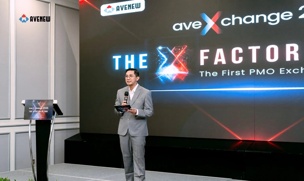 Bayu Aditya Firmansyah (CEO Avenew Indonesia) saat memaparkan tema 