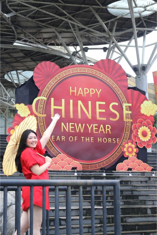 <i>&nbsp; Red In Harmony Decoration - Outdoor&nbsp;</i>