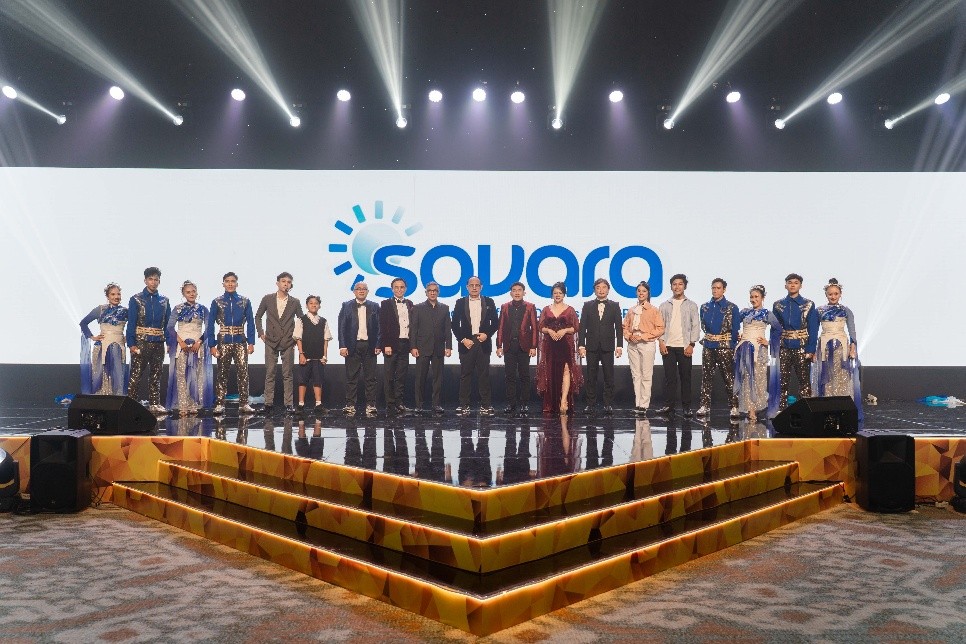 Foto bersama Jajaran Komisaris dan Direksi BRI Life saat Peluncuran Asuransi Savara
