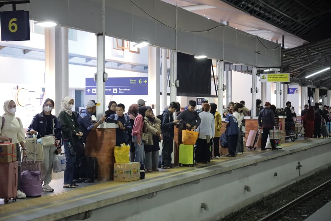 2. Stasiun Kiaracondong