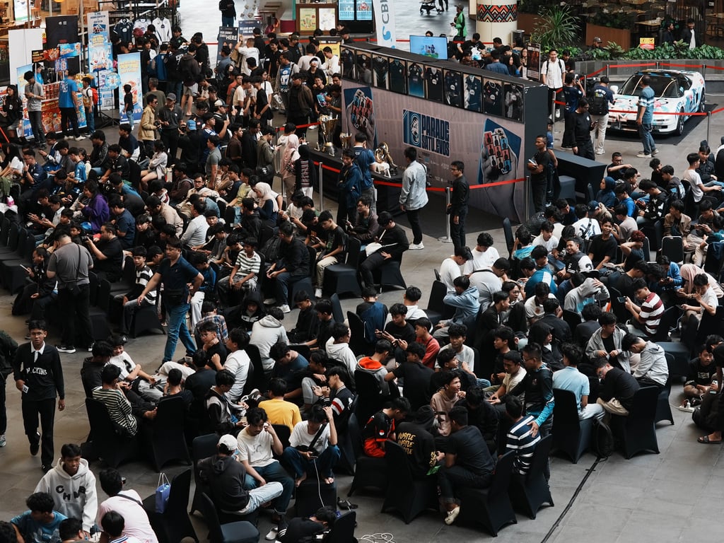 Kemeriahan acara Parade Satu EVOS 2026 di One Bell Park Mall, 1 Maret 2026