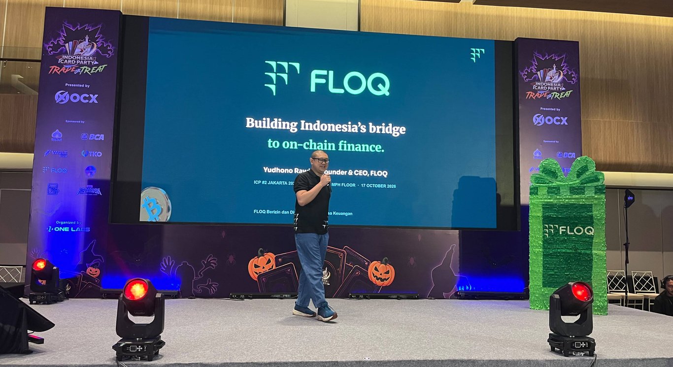 Chief Operating Officer (COO) FLOQ, Suryo Adipradono memberi sambutan di Indonesia Card Party (ICP) 2026 di Agora Mall, Jakarta, pada 17 Oktober 2026. Foto: FLOQ.