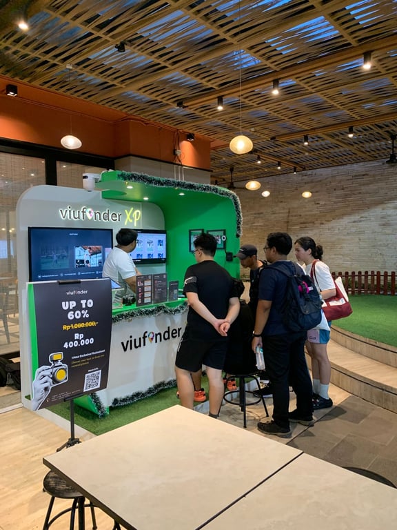 Aktivitas pengunjung di booth Viufinder XP.