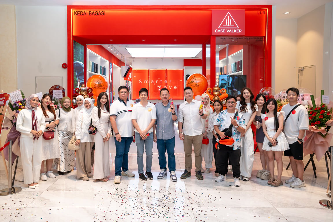 Case Valker's management team, staff, and guests celebrate the grand opening of the brand's newest retail outlet at Sunsuria Forum Mall on 20 May 2026.