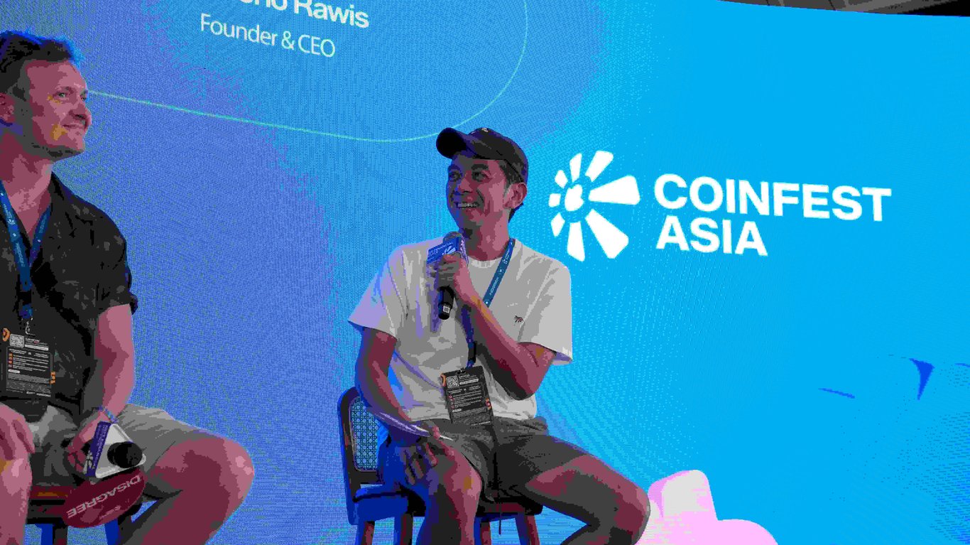 CEO & Founder FLOQ, Yudhono Rawis dalam panel diskusi bertajuk “Is the Bull Market Dead, or Just Resting?” pada CoinFest Asia 2026 di Bali, 21 Agustus 2026. Sumber: FLOQ.
