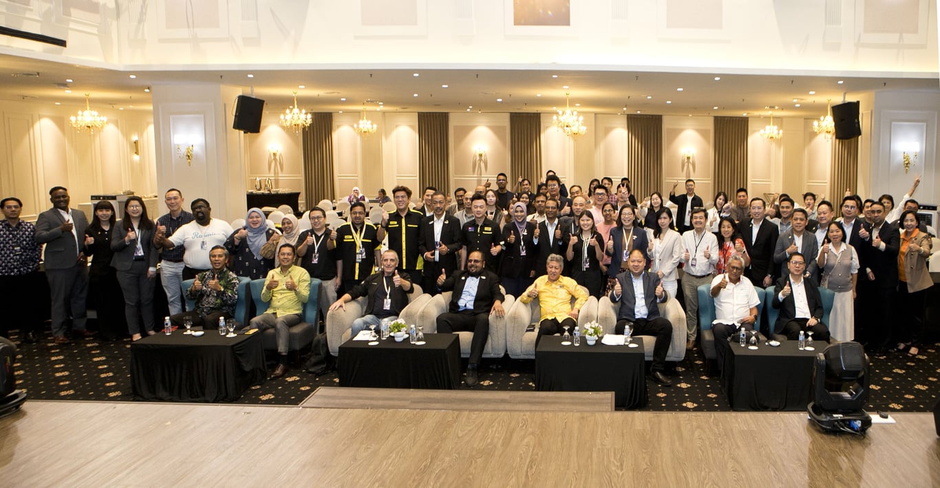  YBhg. Dato' Shaharuddin bin Abu Sohot, Secretary-General of MOTAC with all participants of HOSAS 2026