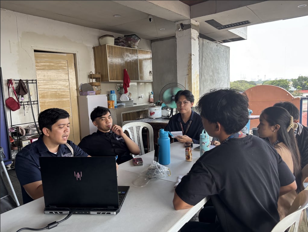 Team discussions at Bescost Printing focus on continuous improvement, ensuring every project is handled with precision, speed, and client-centered care.