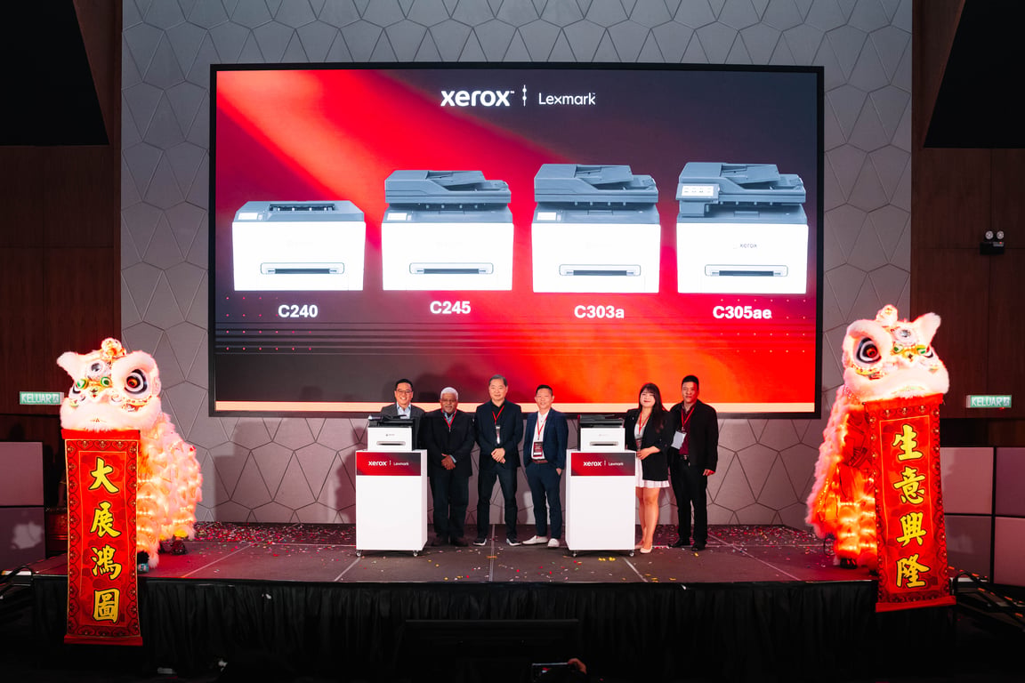 First from left: Keith Leong, Regional Sales Director, APC, Lexmark alongside executive representatives at the launch of the new Xerox and Lexmark A4 printer lineup.